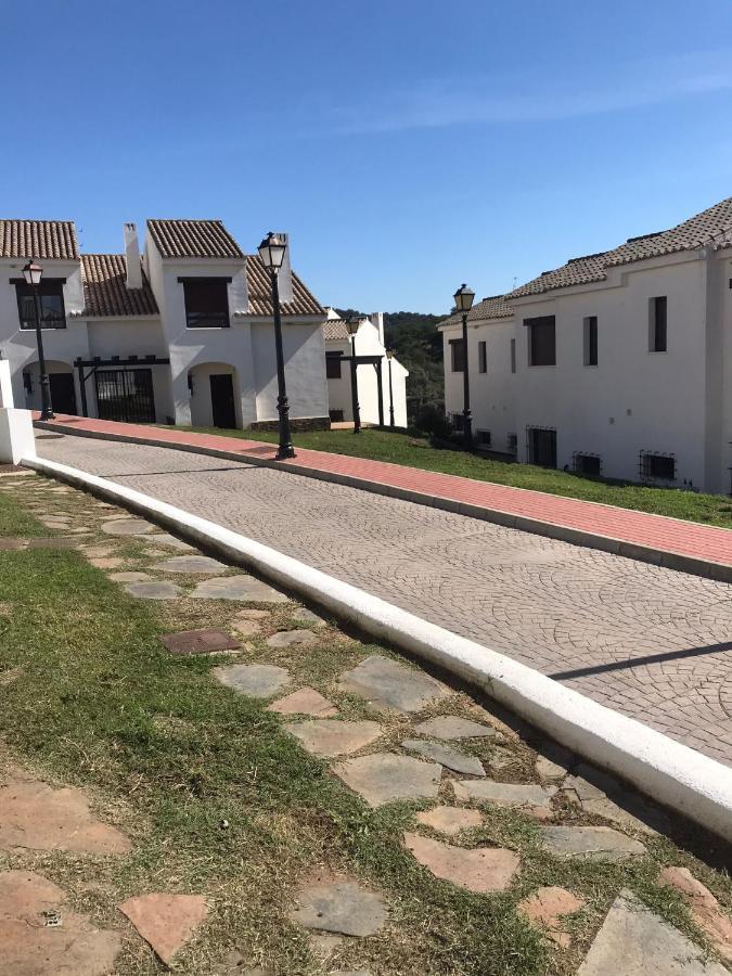 Sierra El Retiro Vila Sevilha Exterior foto