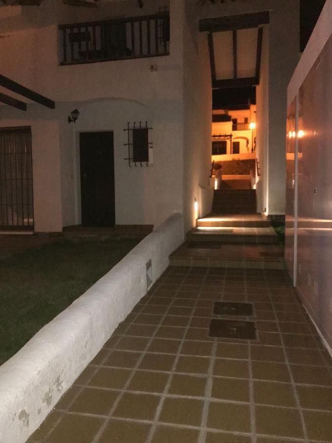 Sierra El Retiro Vila Sevilha Exterior foto